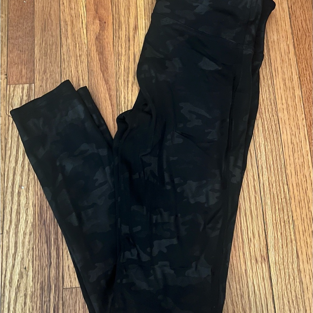 SPANX Black Camouflage Leggings